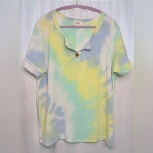 NWOT BiBi Pastel Tie-Dye Oversized Top with Button Detail Size Small